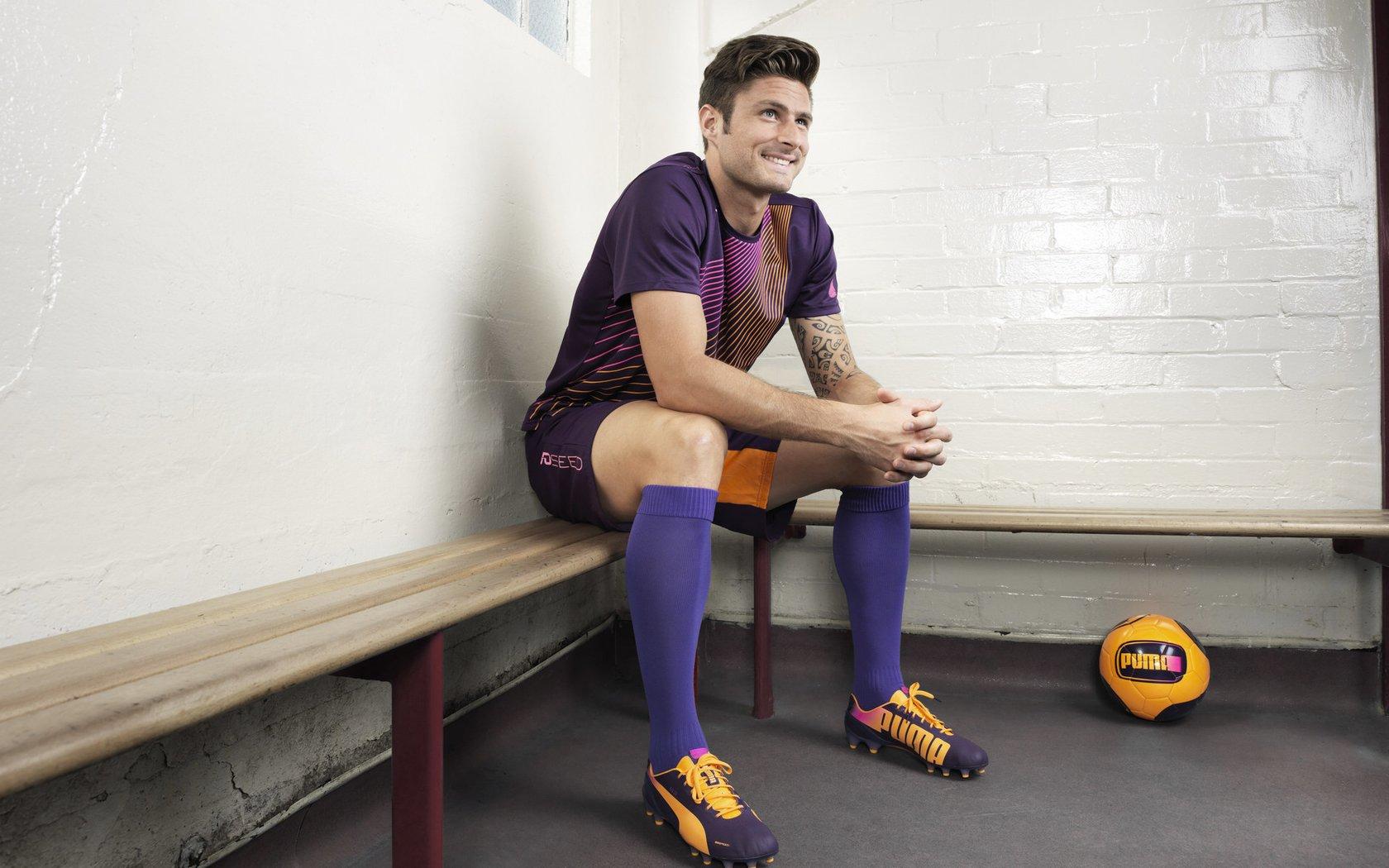 国际足联开出重磅罚单 多名球员因违规遭禁赛处罚