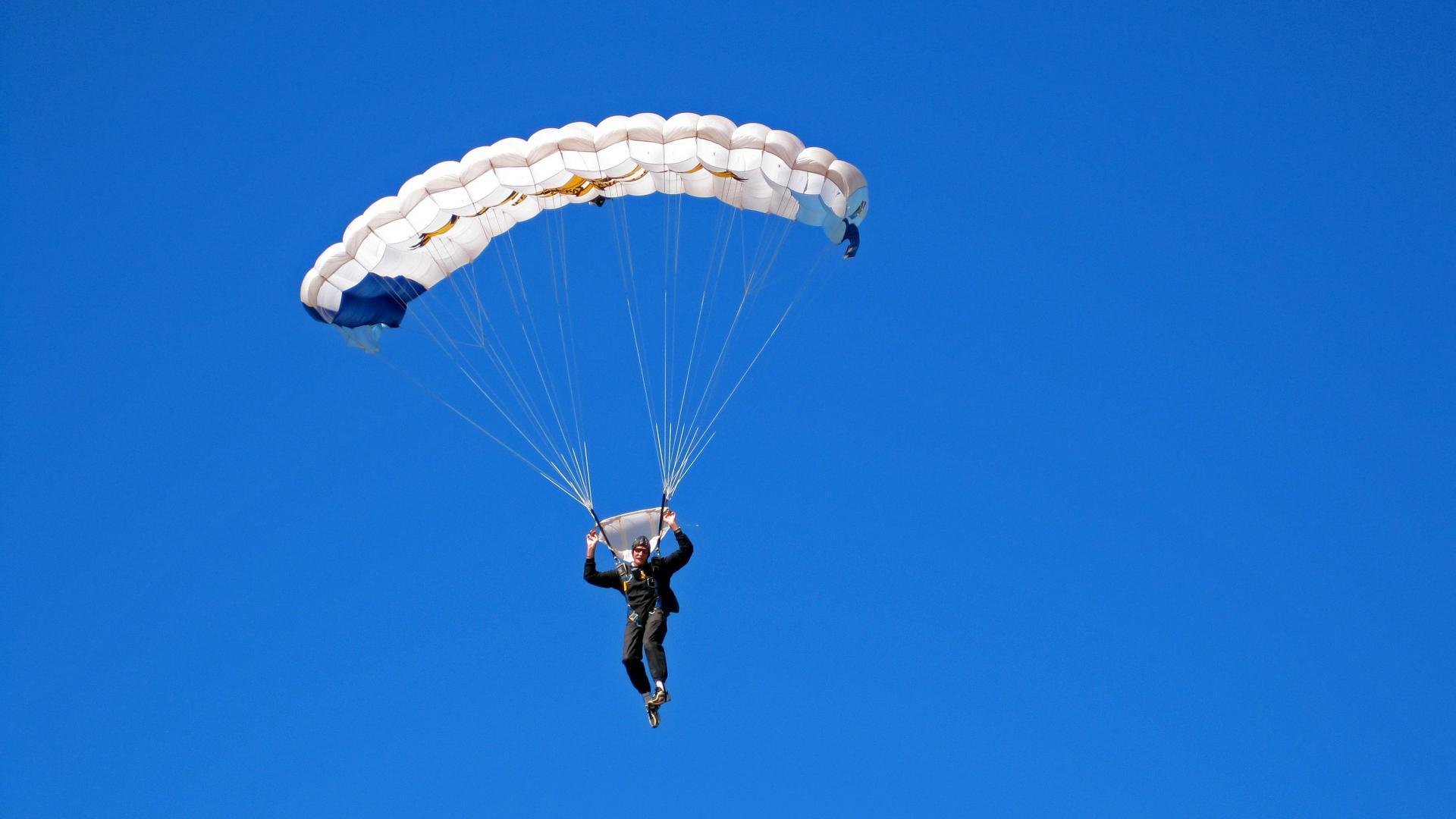 NBA全明星赛星光熠熠 新生代球员闪耀赛场